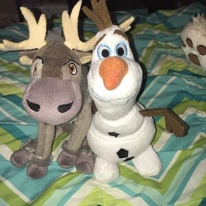 Frozen stuffed small animals